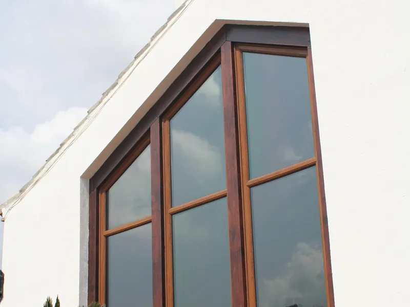 Bow Windows East Sheen